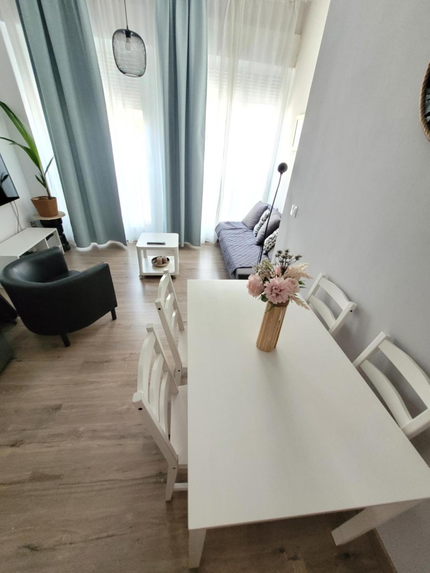 Apartment In The Center Of เซบีญา ภายนอก รูปภาพ