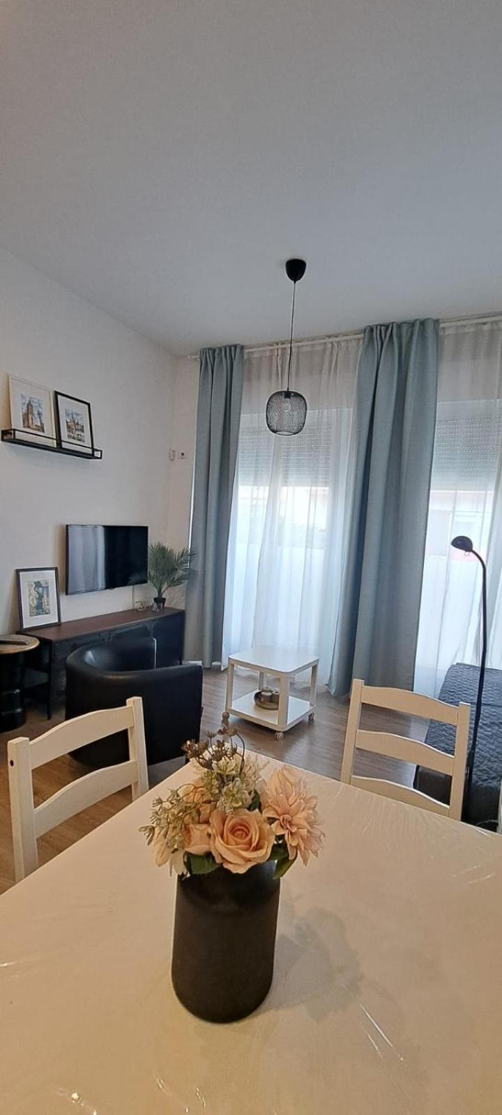 Apartment In The Center Of เซบีญา ภายนอก รูปภาพ